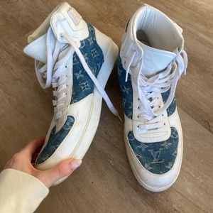 Men’s Louis Vuitton hightop sneaker